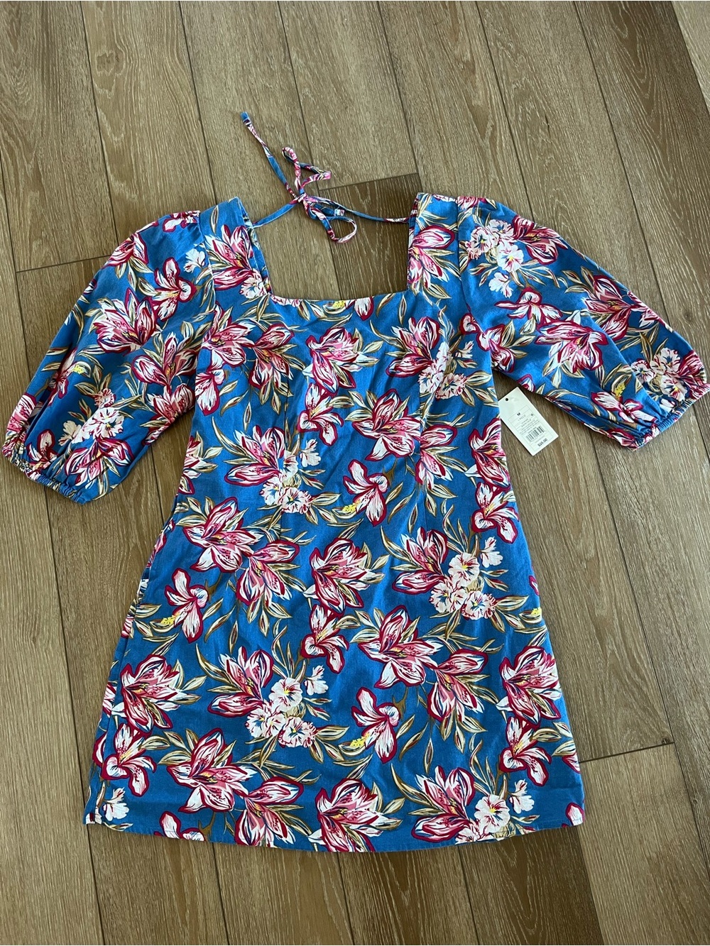 NWT Women’s Blue floral puff sleeve square neck mini dress Size M Cotton/Linen